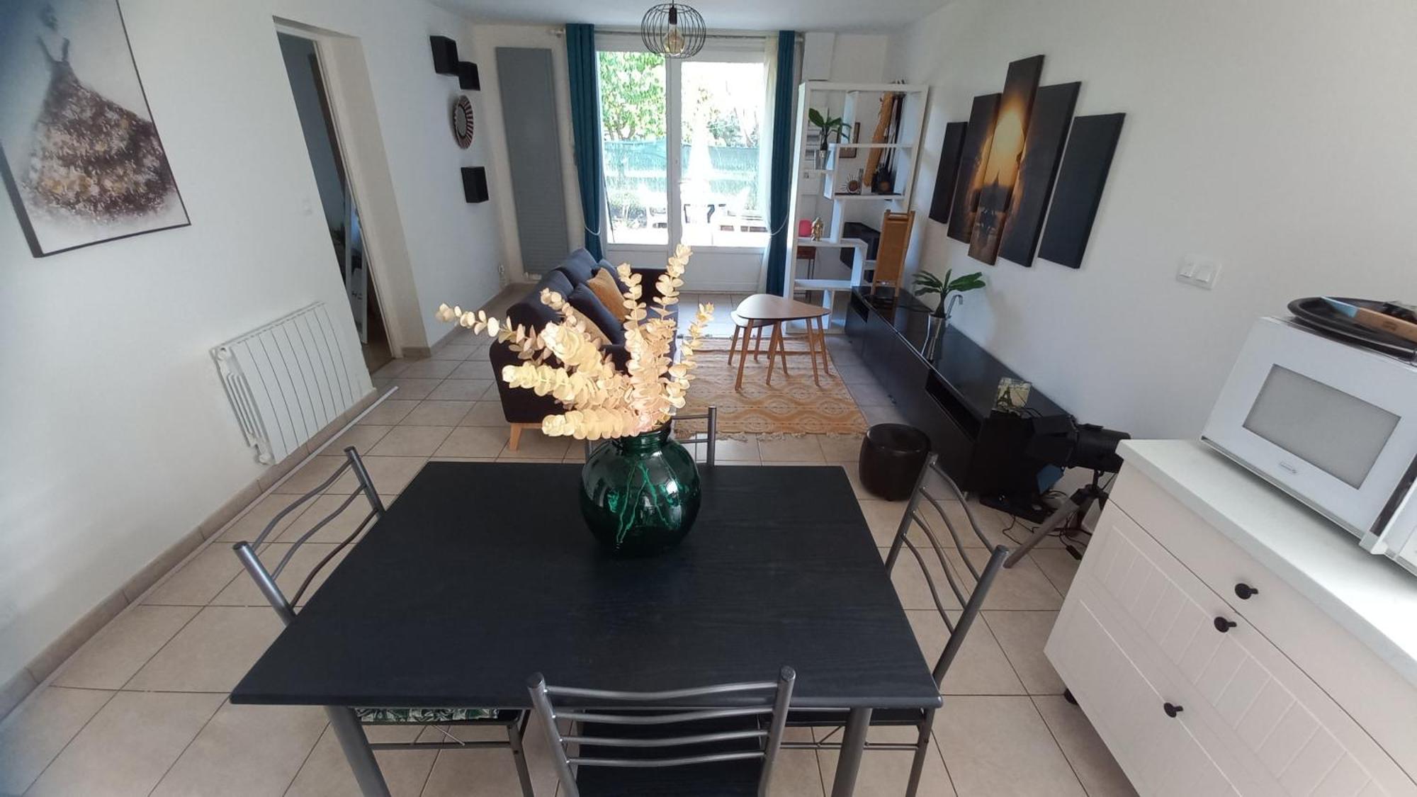 Plaisir Des Pres - Appartement T3, Jardin, Parking Chaponost Kültér fotó